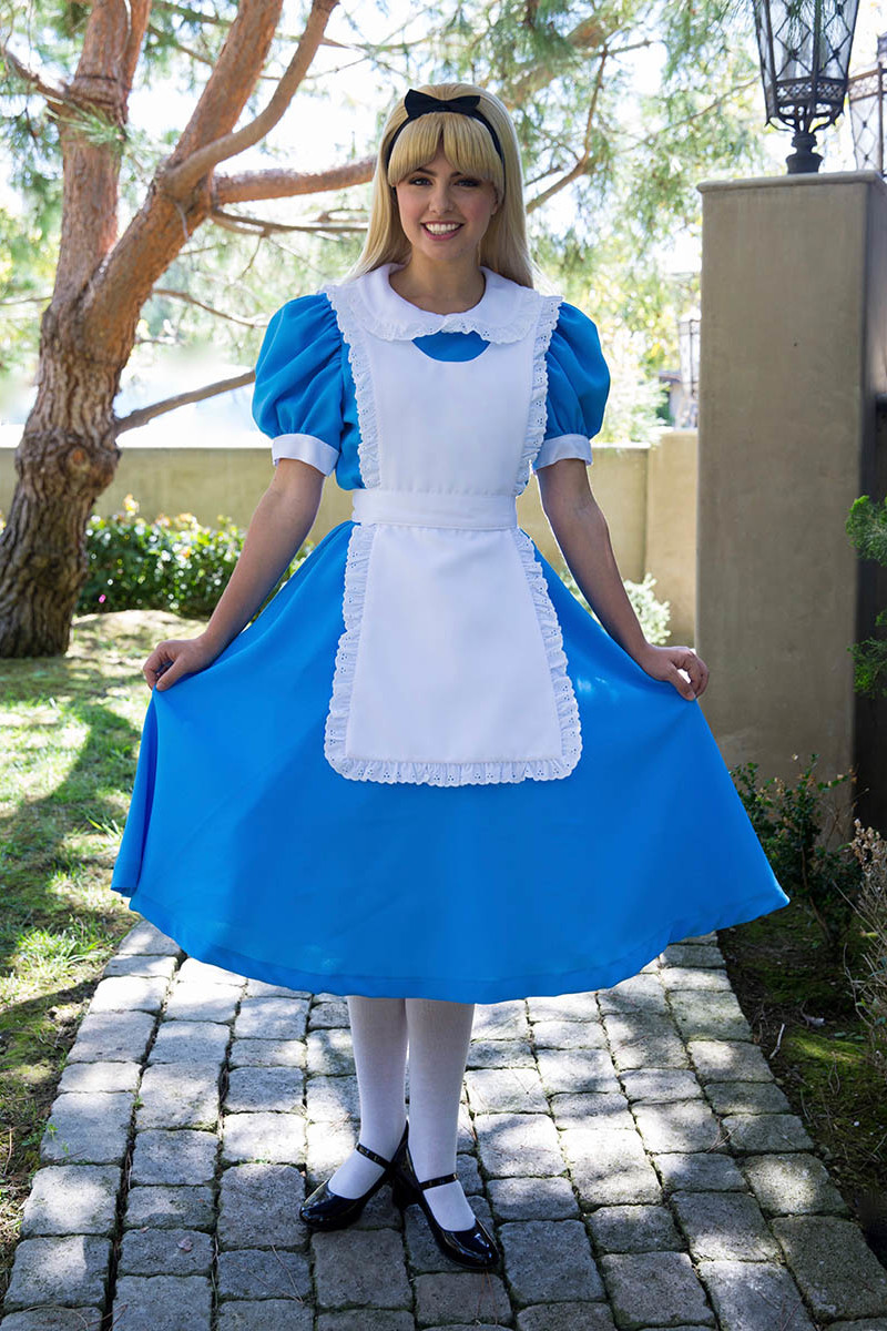 Affordable alice party character for kids in wilmington